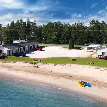 North Winds Motel マッキノー・シティ エクステリア 写真