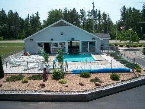 North Winds Motel マッキノー・シティ エクステリア 写真