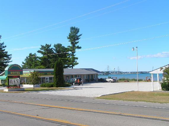 North Winds Motel マッキノー・シティ エクステリア 写真