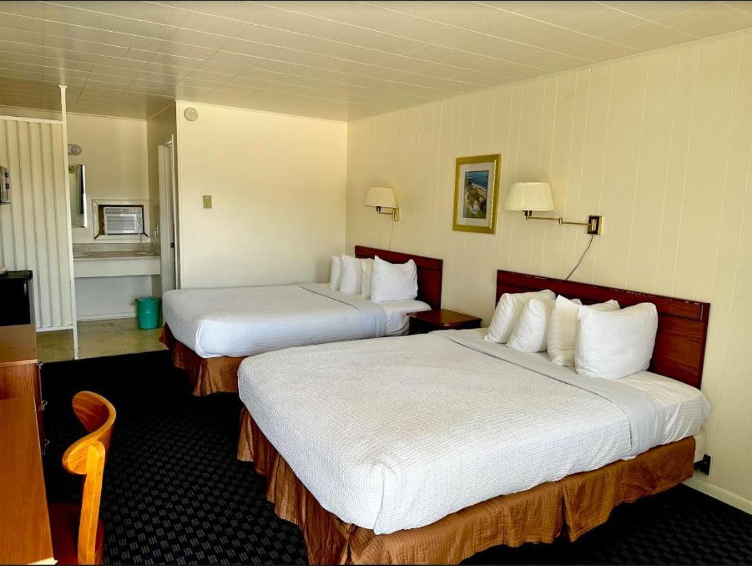 North Winds Motel マッキノー・シティ エクステリア 写真