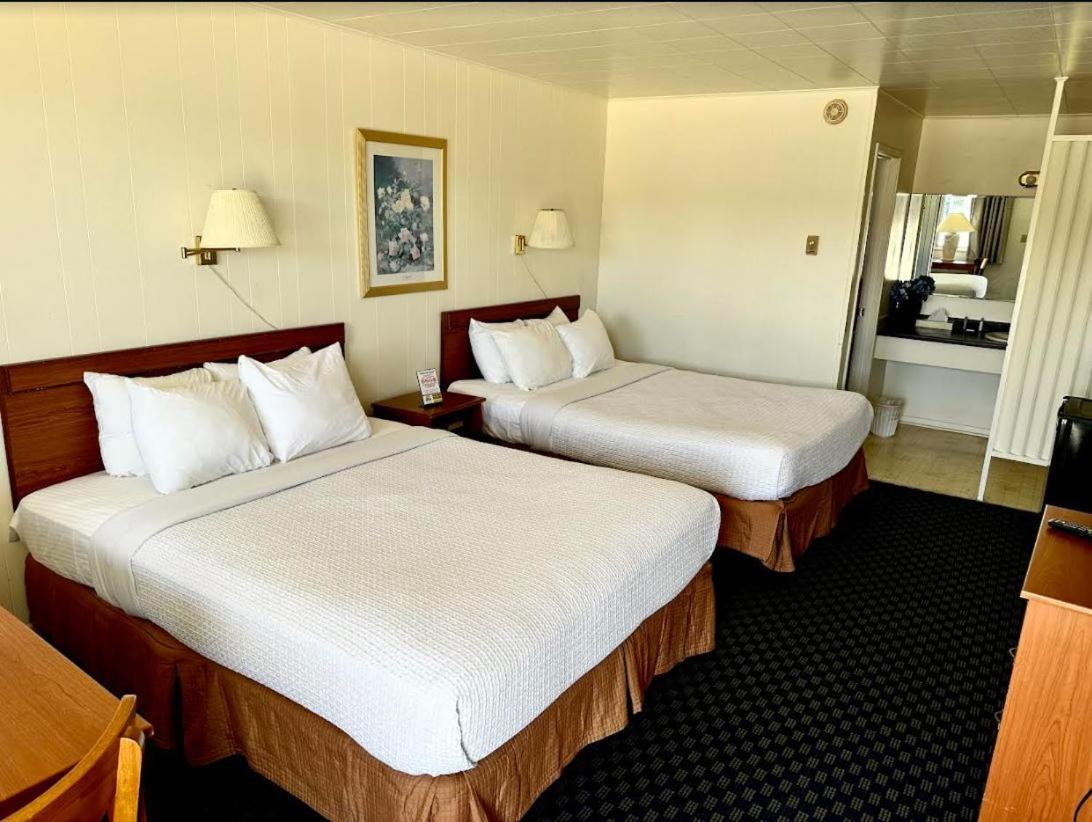 North Winds Motel マッキノー・シティ エクステリア 写真